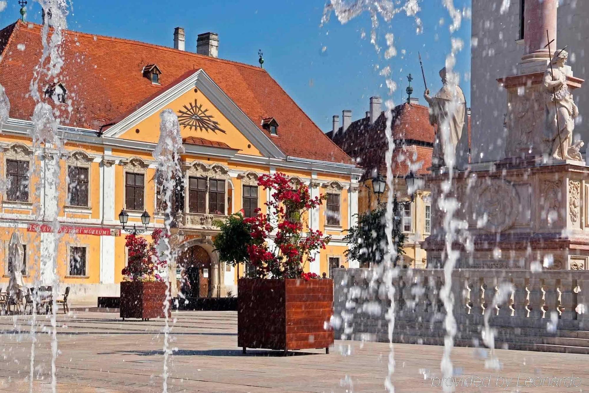 Ibis Gyor Hotel Exterior photo